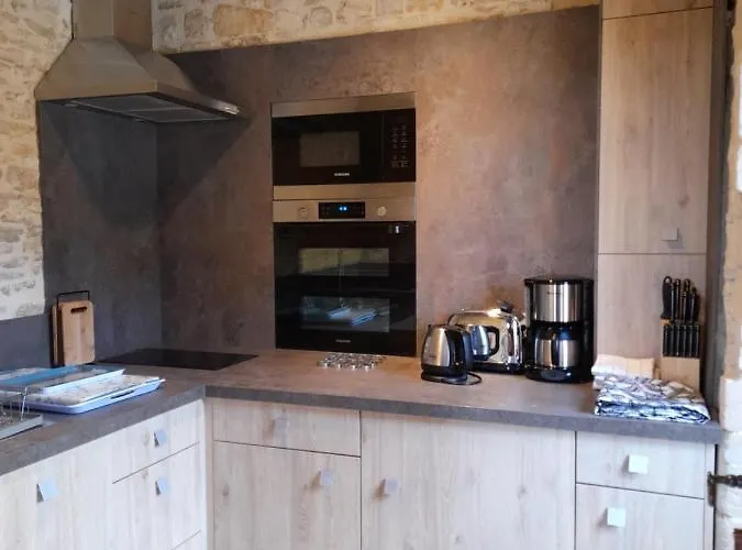 Chambres Residentielles Avec Cuisine Au Manoir De Mathan A Crepon 5 Mn D'Arromanches Et 10 Mn De Bayeux תמונה