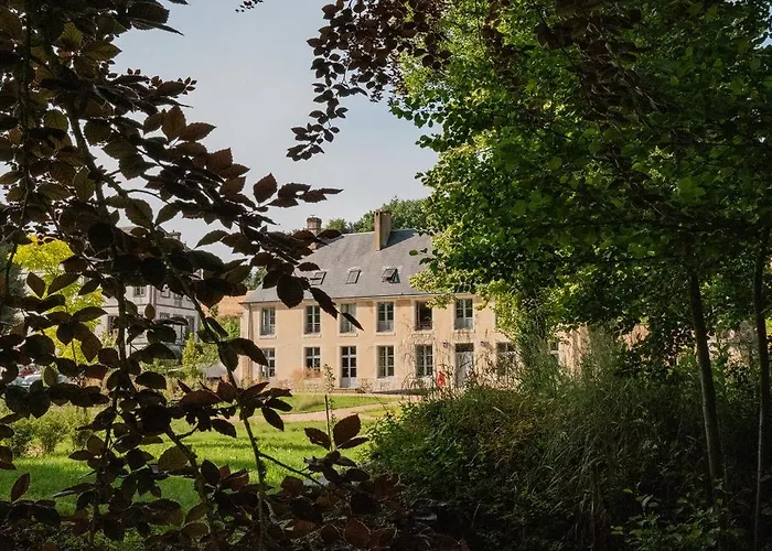 Hotel Les Pres Saint-Hilaire-le-Chatel photo