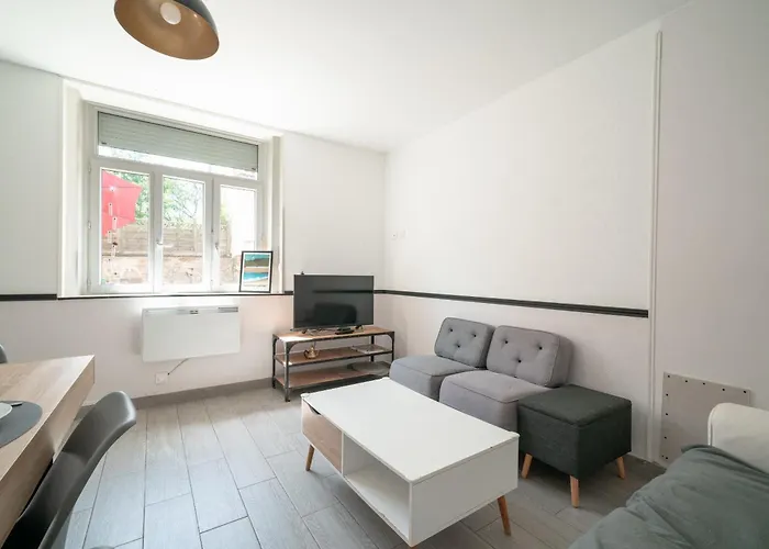 Фото Le Logis D'Allonne - 10Min De La Plage Les Moitiers-d'Allonne