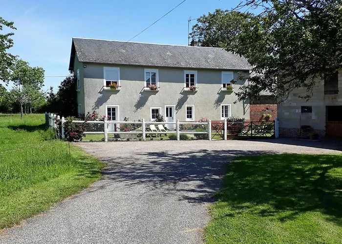 fotos do Charmante maison rénovée à la ferme avec jardin clos - FR-1-497-27 Champosoult