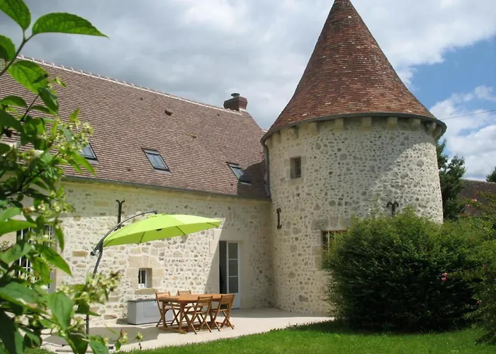 Gite Avec Charme Historique, 5 Chambres, Vaste Jardin - Fr-1-497-118 Coulonges-sur-Sarthe fotorgafie