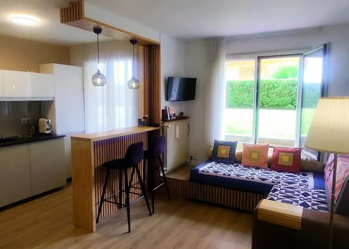 Фото Appartement Deauville Plage Front De Mer