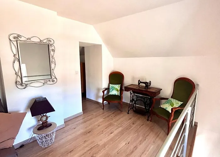 Grande Maison Avec Tranquillite Garantie 레사이 사진