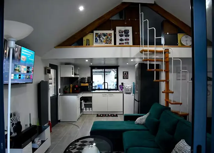 Фото Вилла Eden House Сен-Пьер-Каниве