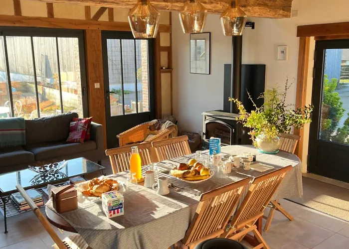 foto di Villa La Longere Galope Sainte-Gauburge-Sainte-Colombe