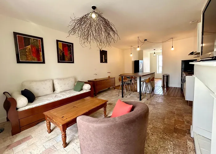 Photo de Appartement duplex centre-ville entièrement rénové Mortagne-au-Perche