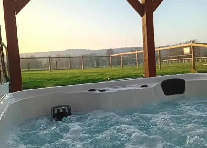 Gite Avec Jacuzzi Privatif - Haras Le Val Du Conte Le Bouillon 照片