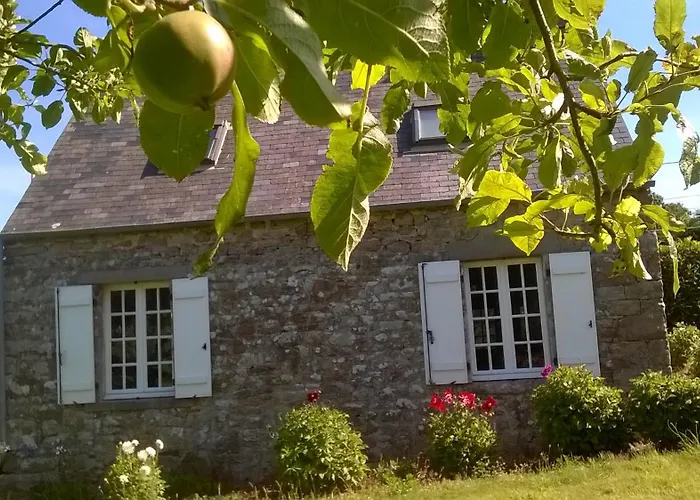 foto di Petite maison de pêcheur à 800 m de la plage idéale pour 2 personnes Maupertus-sur-Mer