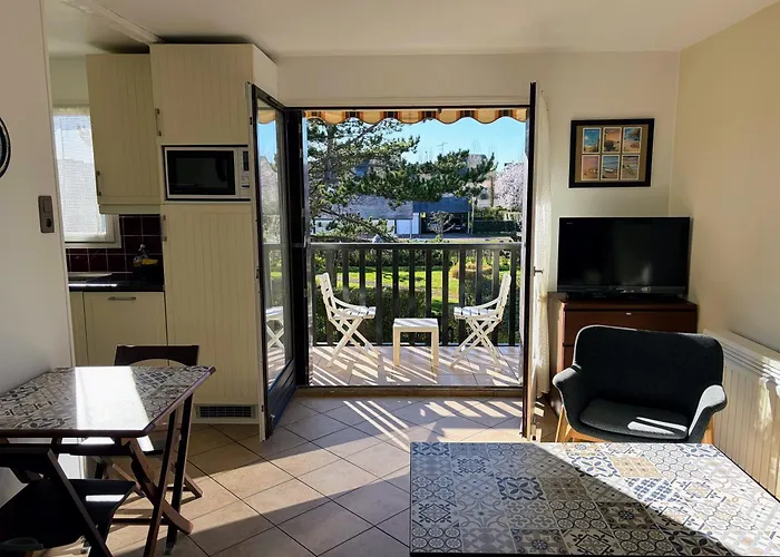Agreable Appartement 2 Chambres, Balcon, Calme Et Soleil Cabourg foto