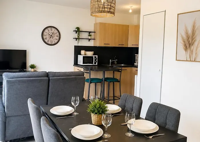 Maison Cosy Avec Jardin Clos A 5 Mn De Granville Ideal Familles Et Groupes Saint-Planchers foto