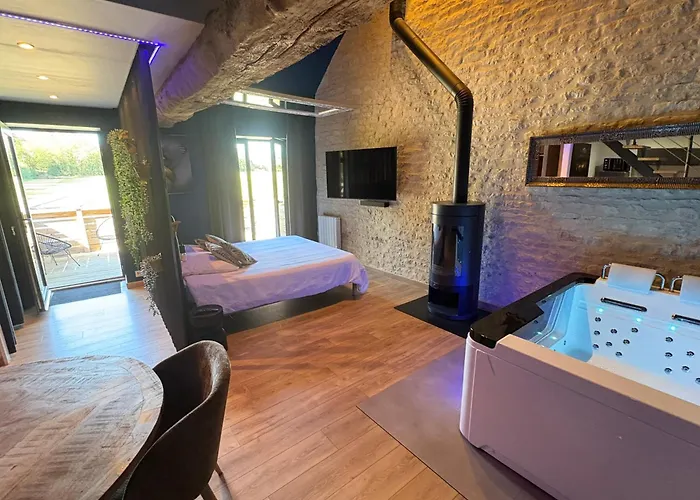 Loveroom-Caen-Bayeux-Lessecretsdecamilly Le Fresne-Camilly foto