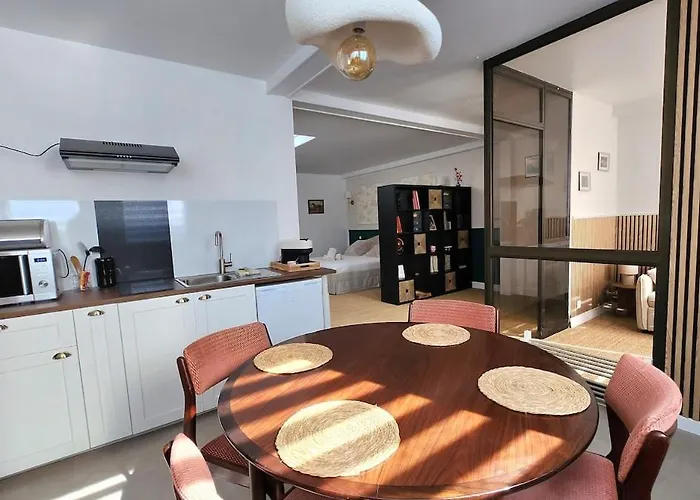 foto di Grand studio en plein cœur de Lisieux, rez-de-chaussée