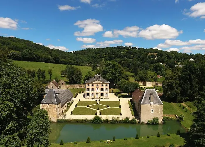 Chateau De La Pommeraye La Pommeraye  photo