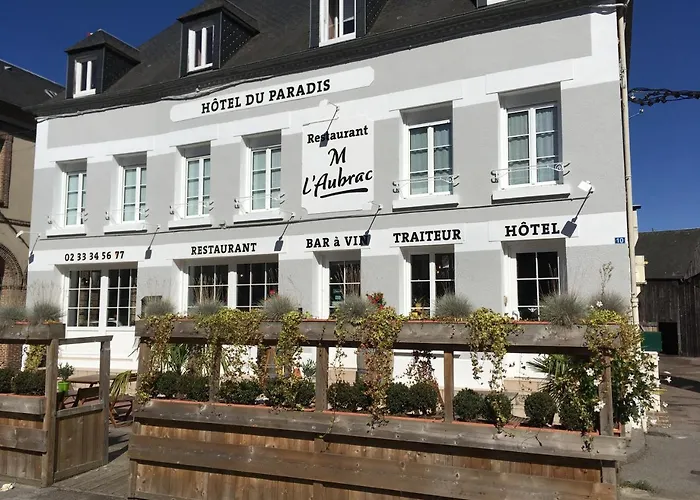 Hotel Restaurant Le Paradis La Ferte-Frenel photo