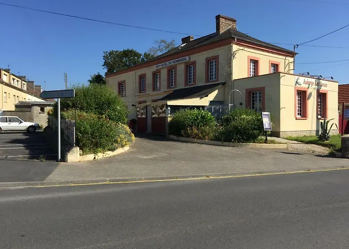 Gites Et Restaurant Des Marais Proche De Chef-du-Pont fotoğrafı