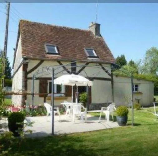 صورة فيلا Briouzeفي Maison Joyeuse Normande
