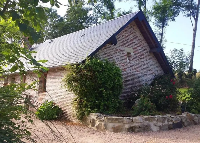 foto di House With 2 Bedrooms In Lisores With Furnished Garden And Wifi 55 Km From The Beach
